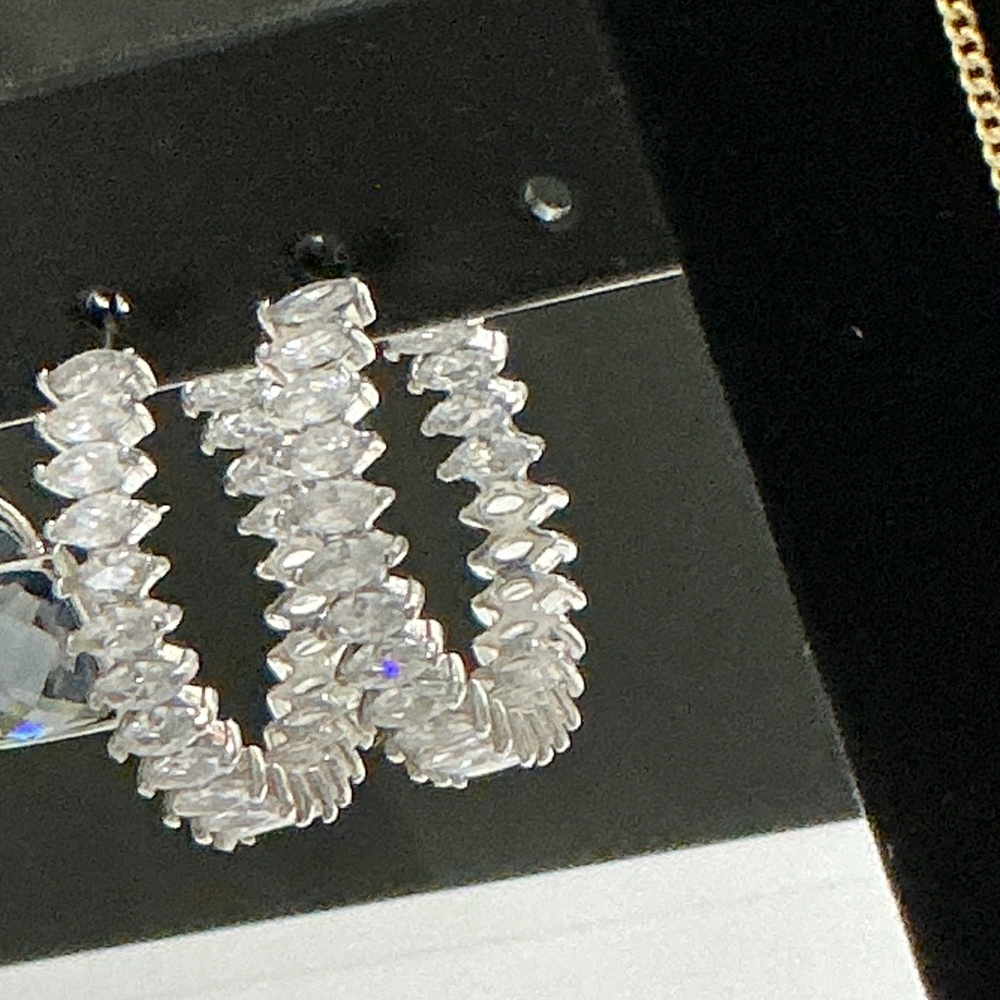 Elegant Silver Crystal Drop Earrings